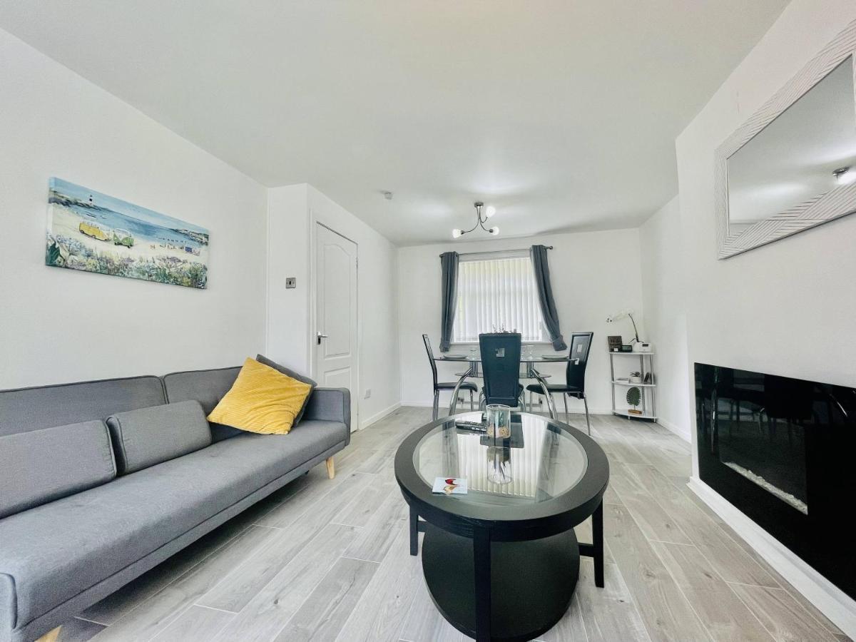 Central Hamilton House Екстер'єр фото
