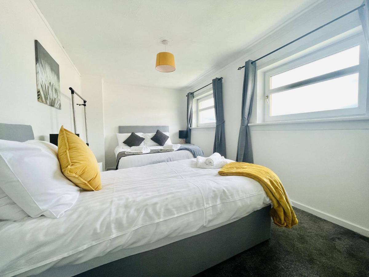 Central Hamilton House Екстер'єр фото
