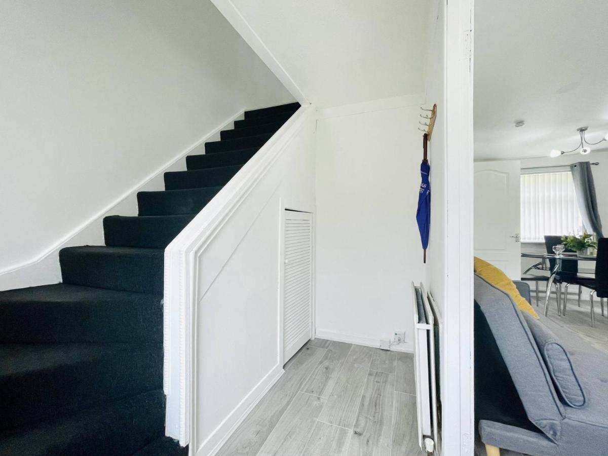 Central Hamilton House Екстер'єр фото